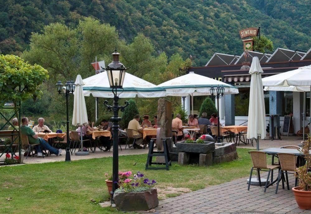 Hotel Sewenig Mueden Bagian luar foto